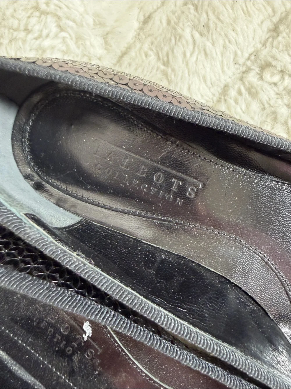 Talbots pointed-toe black sequin With Bow ballet flats Size 6